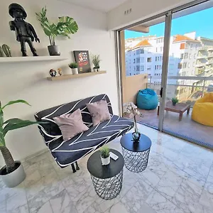 Gregbnb-com - T2 Pleine - Climatise - Balcon - 2 , Toulon France